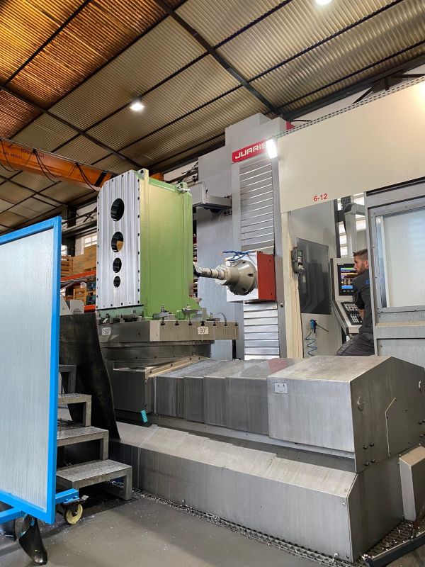 Usinage bati de machine outil - Bureau d'études mécanique : plasturgie ...